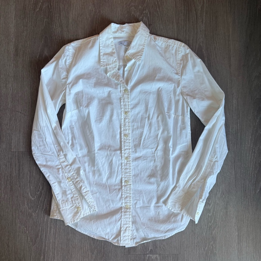 COPY - Gap White Tailored Button Down